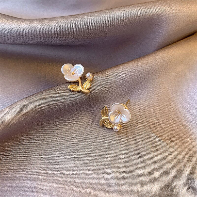 Pansy Stud Earrings
